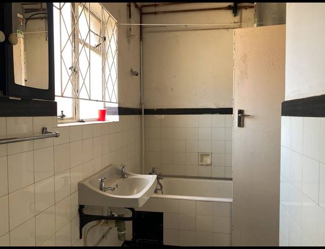 0.5 BEDROOM FLAT FOR SALE IN GLENWOOD